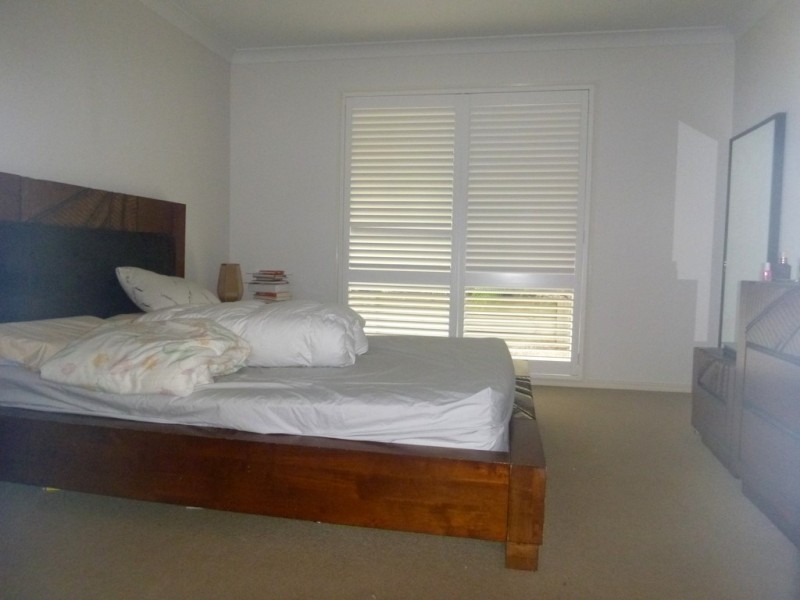 8 Dalewood Place, Moggill QLD 4070