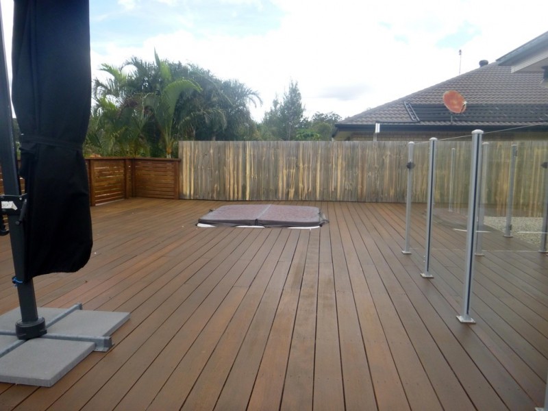 8 Dalewood Place, Moggill QLD 4070