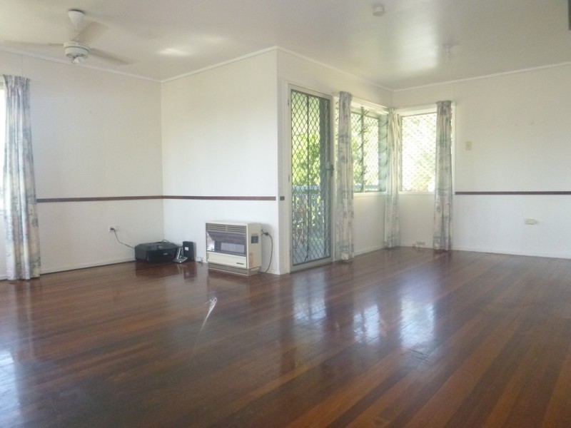 52 Kynance Street, Leichhardt QLD 4305