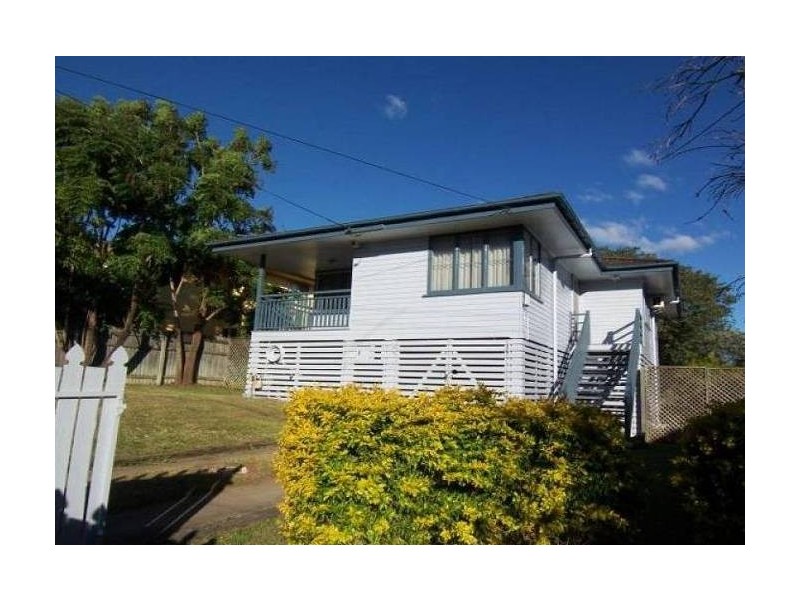 52 Kynance Street, Leichhardt QLD 4305