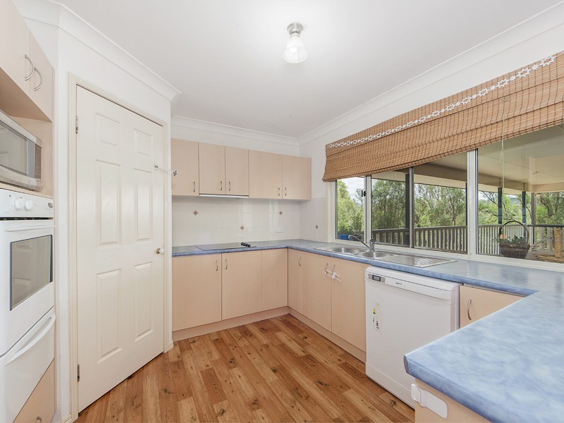 6 NIDUS COURT, Fernvale QLD 4306