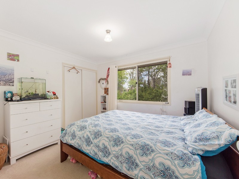 6 NIDUS COURT, Fernvale QLD 4306