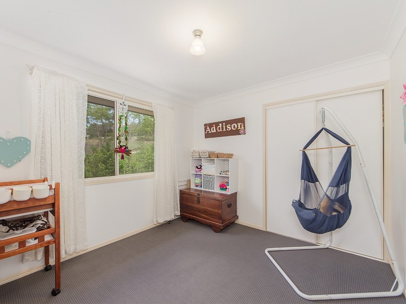 6 NIDUS COURT, Fernvale QLD 4306