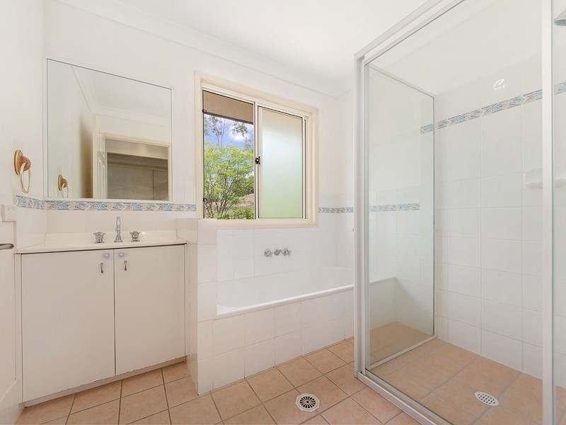 6 NIDUS COURT, Fernvale QLD 4306