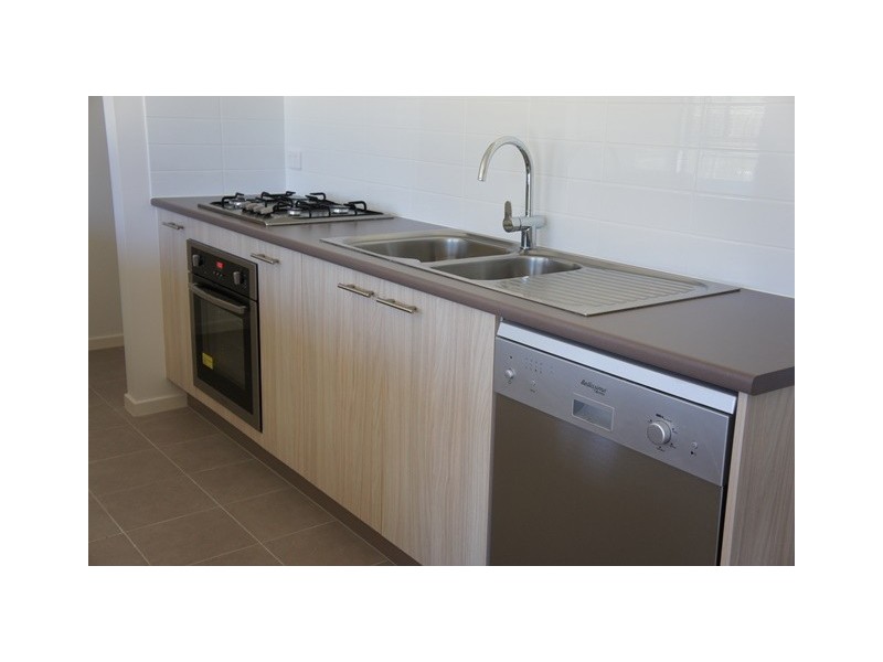 18 Cottonwood Street, Fernvale QLD 4306