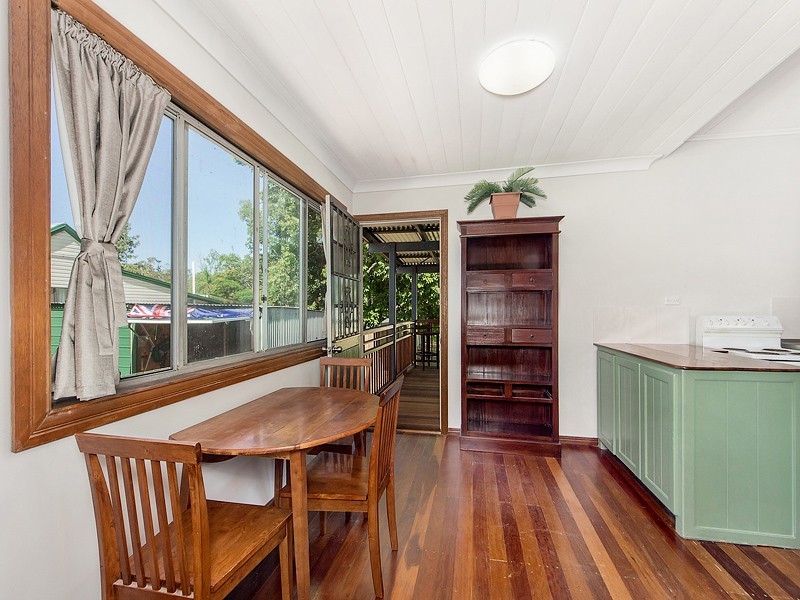 8 MACAULAY STREET, Fernvale QLD 4306