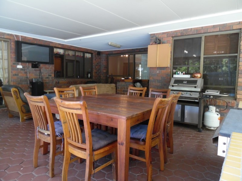 51 MAZZARD STREET, Bellbowrie QLD 4070