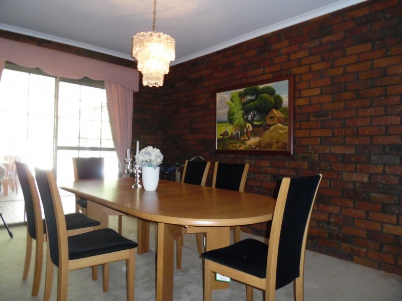 51 MAZZARD STREET, Bellbowrie QLD 4070