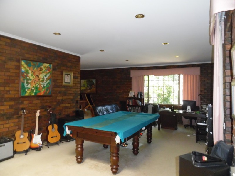 51 MAZZARD STREET, Bellbowrie QLD 4070