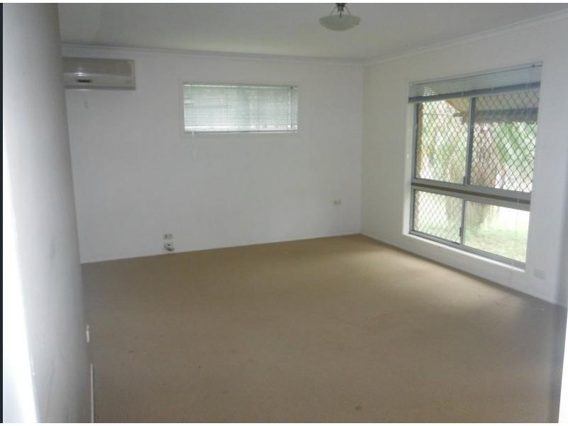 705 Hawkesbury road, Anstead QLD 4070