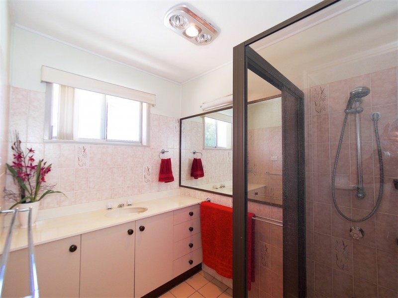 8 BOURKE STREET, Brassall QLD 4305