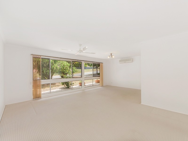 27 SWEETGUM STREET, Bellbowrie QLD 4070