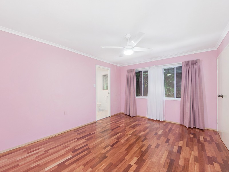 27 SWEETGUM STREET, Bellbowrie QLD 4070