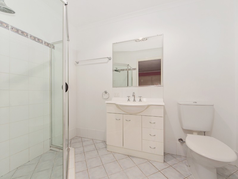 27 SWEETGUM STREET, Bellbowrie QLD 4070