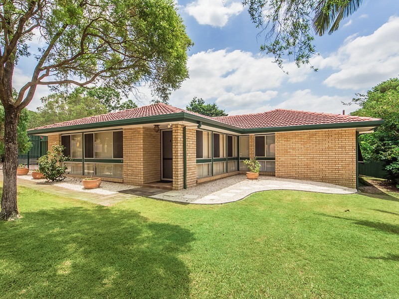 27 SWEETGUM STREET, Bellbowrie QLD 4070