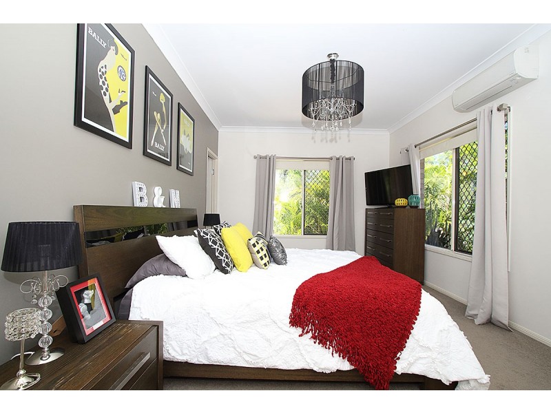 52 ELKHORN STREET, Fernvale QLD 4306