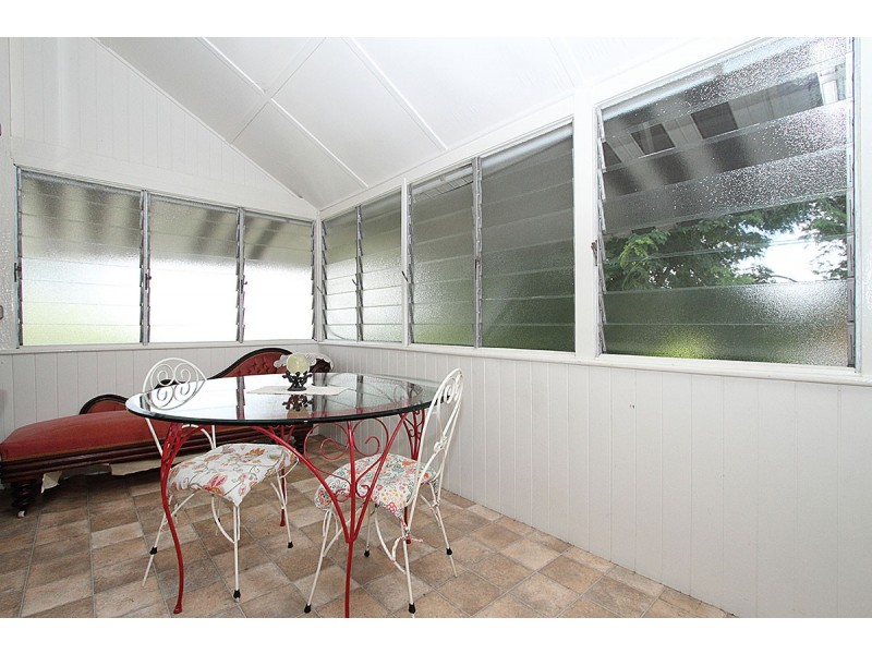 31B WOODFORD STREET, One Mile QLD 4305