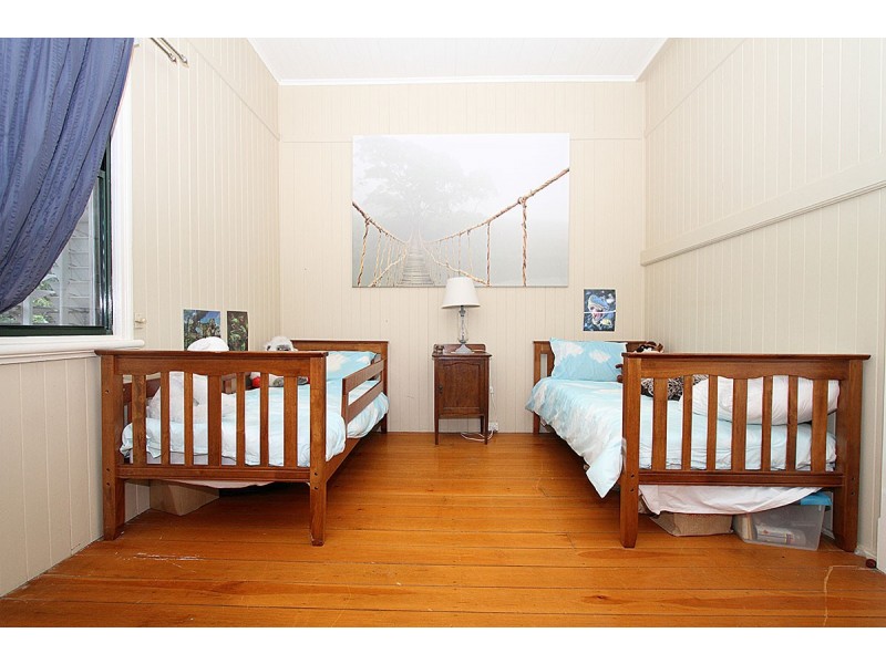 31B WOODFORD STREET, One Mile QLD 4305