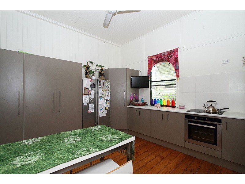 31B WOODFORD STREET, One Mile QLD 4305