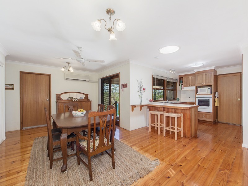 112 LOCKYER VIEW ROAD, Wivenhoe Pocket QLD 4306