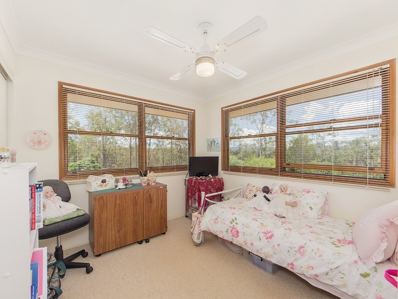 112 LOCKYER VIEW ROAD, Wivenhoe Pocket QLD 4306