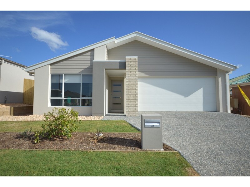 42 John carroll Way, Redbank Plains QLD 4301