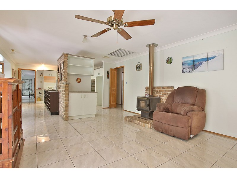 13 DOUGLAS COURT, Karalee QLD 4306