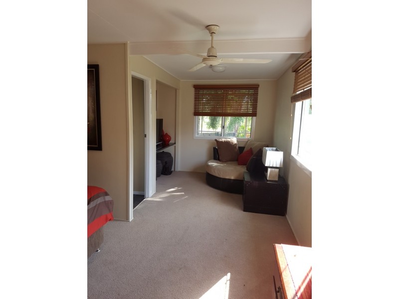 37 VINEYARD STREET, One Mile QLD 4305