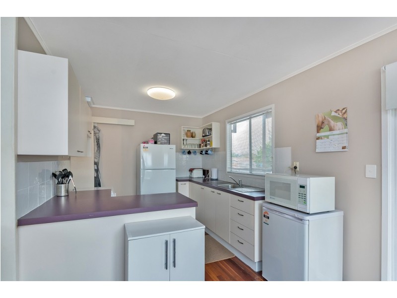 196 CASCADE STREET, Raceview QLD 4305