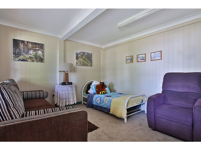 33 LOWOOD HILLS ROAD, Lowood QLD 4311
