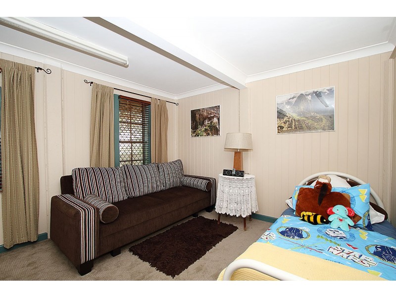 33 LOWOOD HILLS ROAD, Lowood QLD 4311