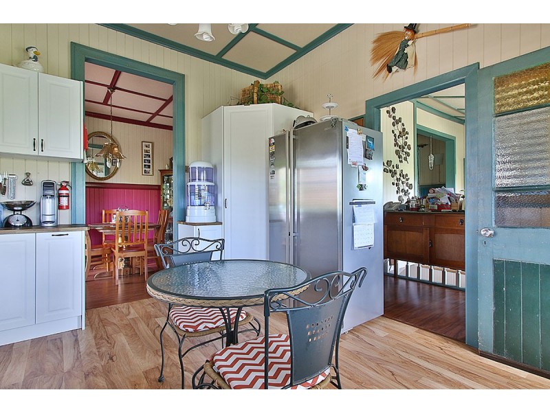 33 LOWOOD HILLS ROAD, Lowood QLD 4311