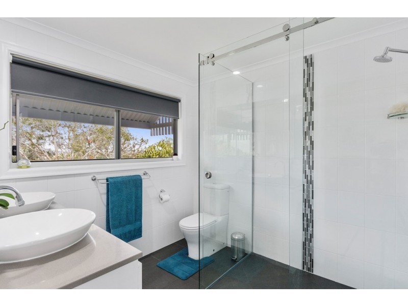 61 HENDERSON ROAD, Lanefield QLD 4340