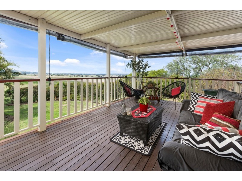 61 HENDERSON ROAD, Lanefield QLD 4340