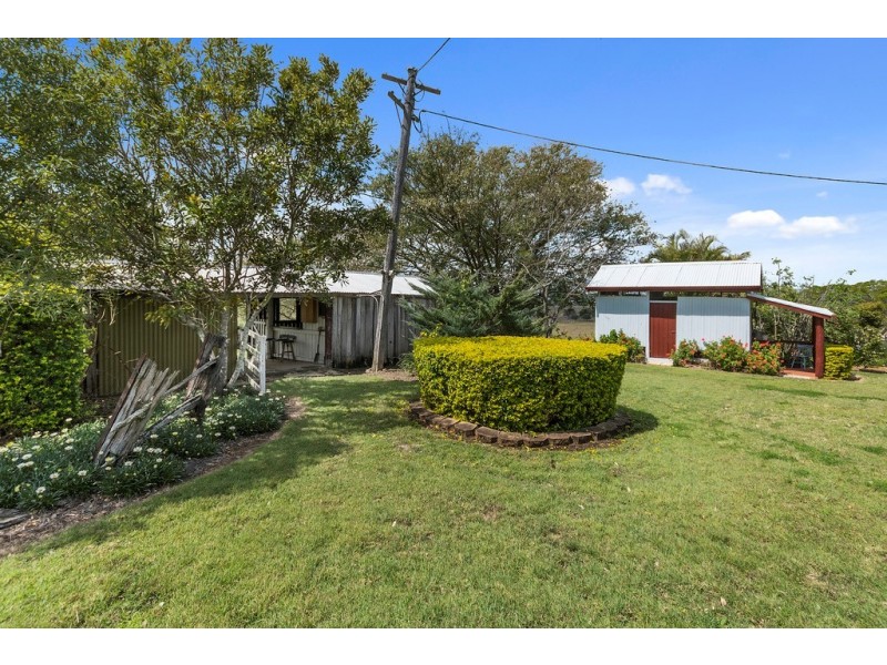 61 HENDERSON ROAD, Lanefield QLD 4340