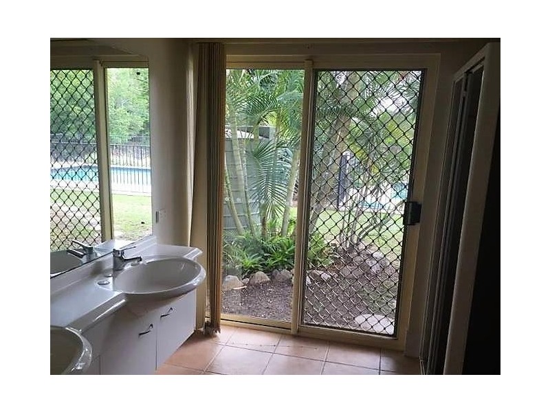 29 Church Road, Bellbowrie QLD 4070