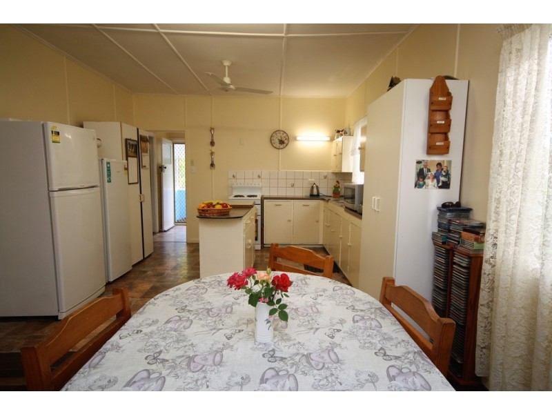 16 WEST ROAD, Coominya QLD 4311