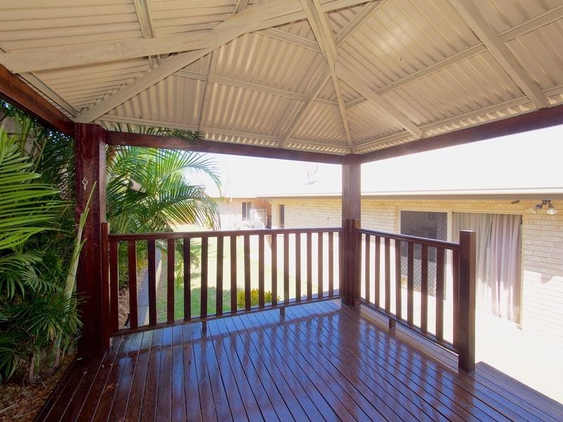 8 EMERSON CRESCENT, Brassall QLD 4305