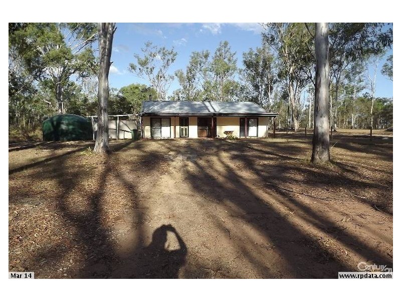 39 LAKE STREET, Atkinsons Dam QLD 4311