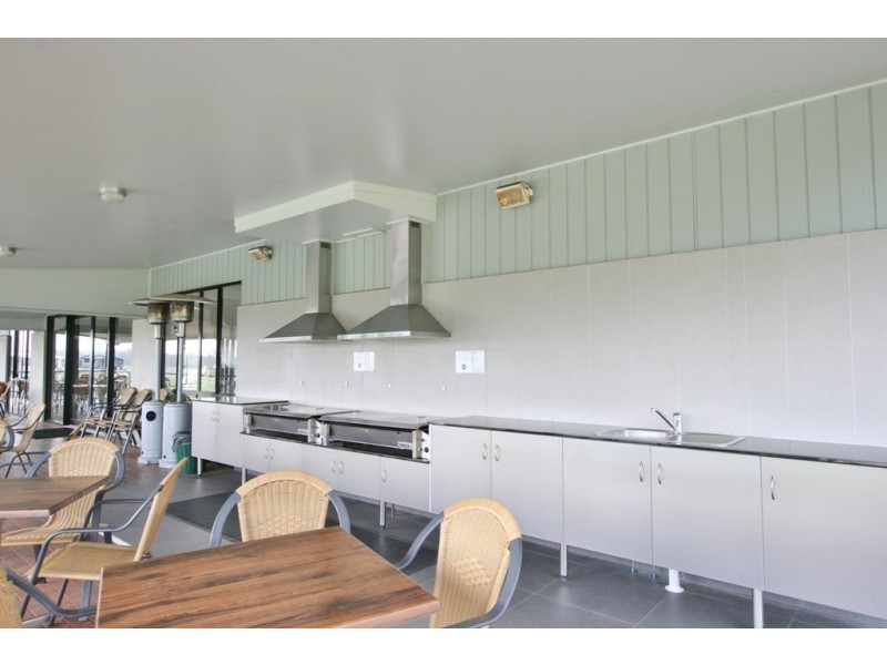 67/102 Moores Pocket Rd, Moores Pocket QLD 4305