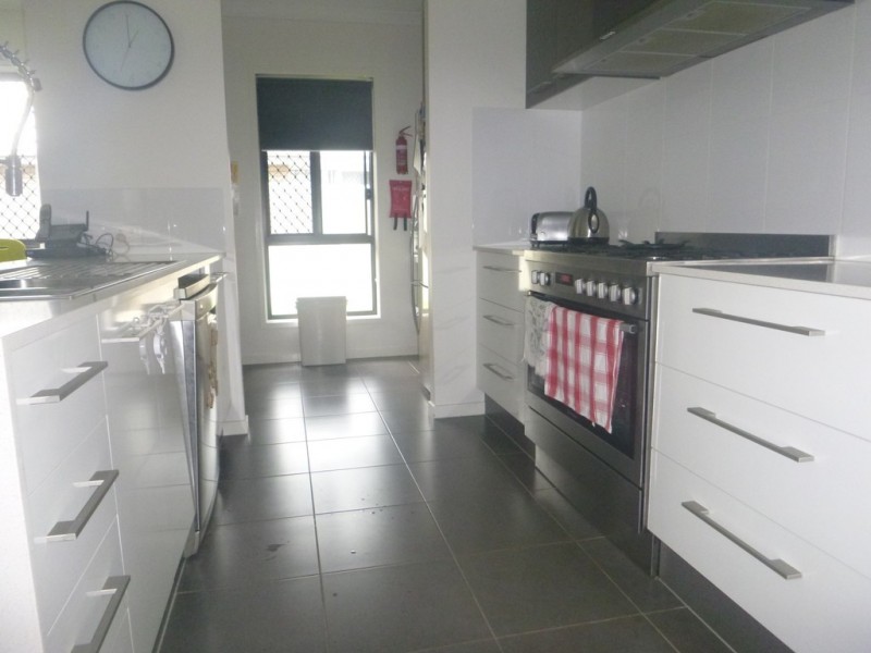 40 WATERFERN WAY, Ripley QLD 4306