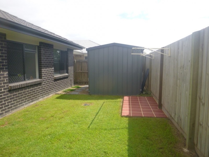 40 WATERFERN WAY, Ripley QLD 4306