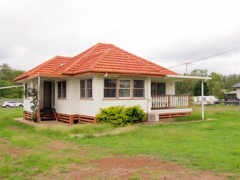 26 BURNS STREET, Fernvale QLD 4306