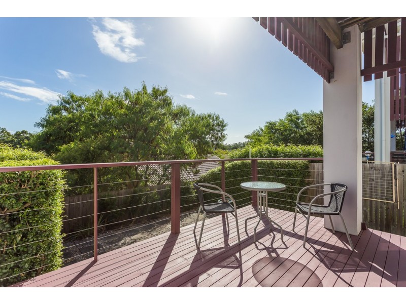 2/52 Golden Crest Pl, Bellbowrie QLD 4070