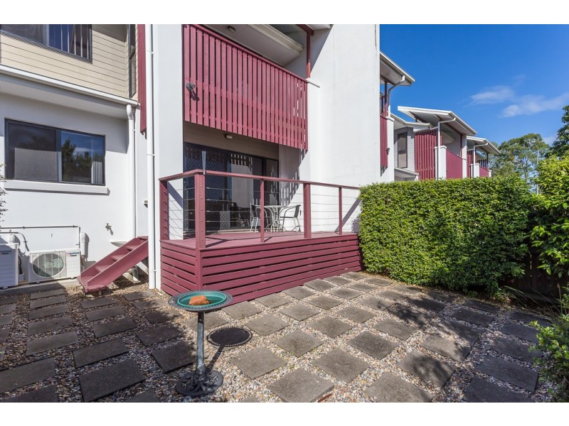 2/52 Golden Crest Pl, Bellbowrie QLD 4070