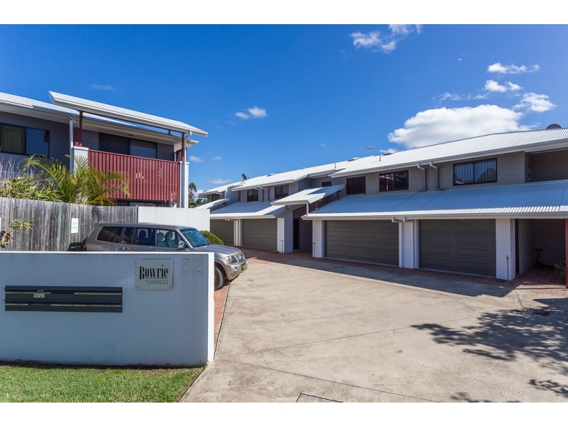 2/52 Golden Crest Pl, Bellbowrie QLD 4070