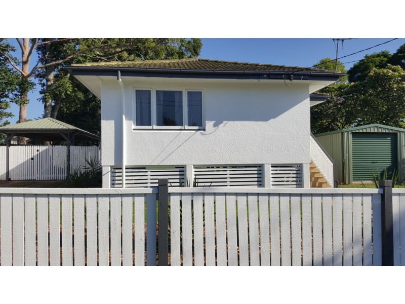 17 Sturt Street, Leichhardt QLD 4305