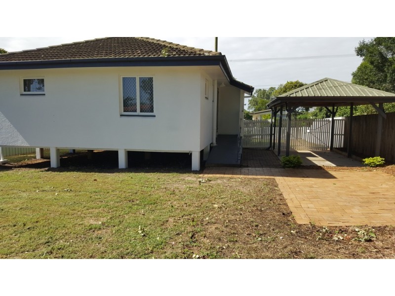 17 Sturt Street, Leichhardt QLD 4305