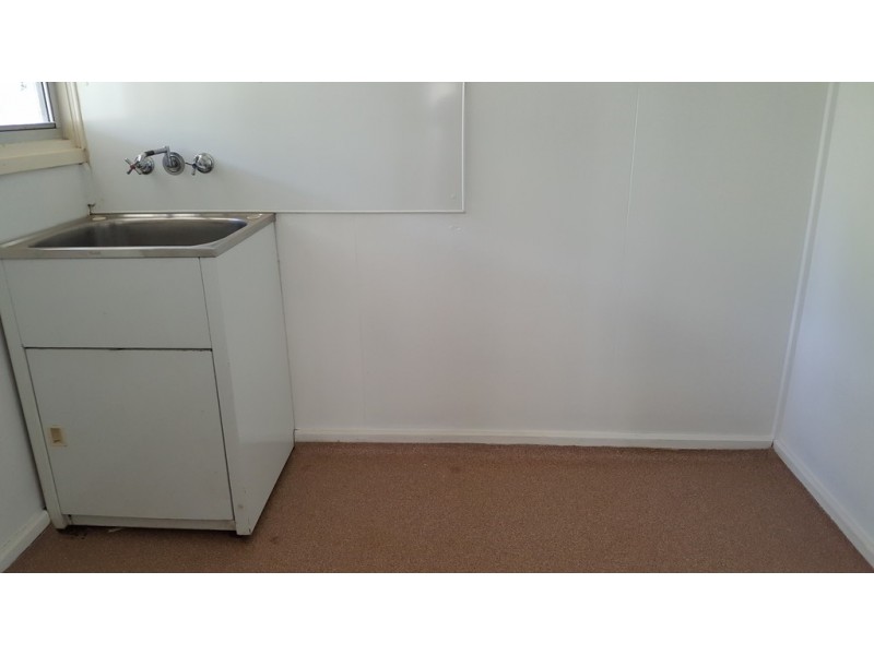 17 Sturt Street, Leichhardt QLD 4305