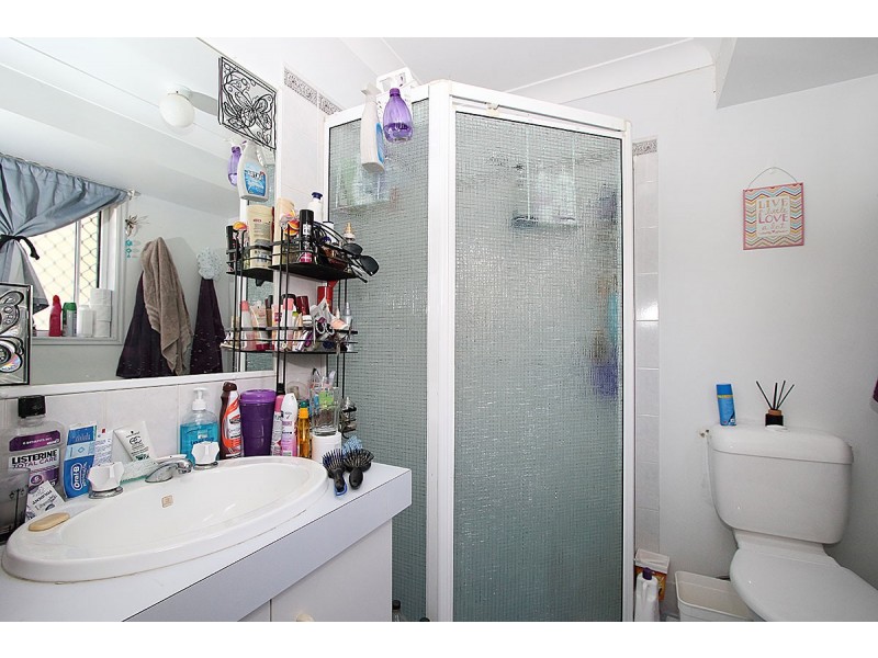 6 WIRRAWAY COURT, Brassall QLD 4305